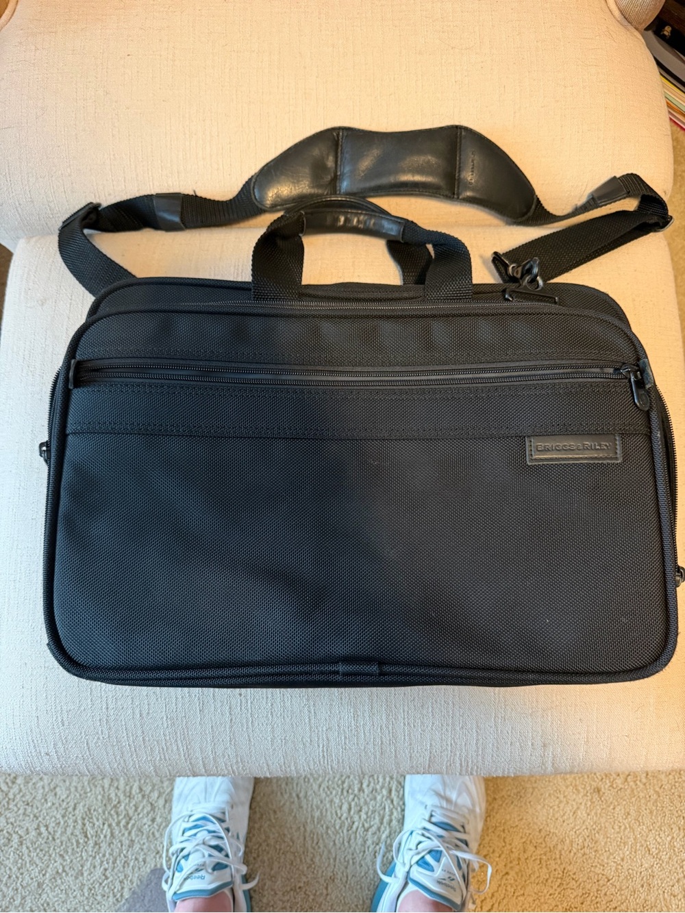 Briggs & Riley Black Compact Laptop Briefcase with Shoulder Strap